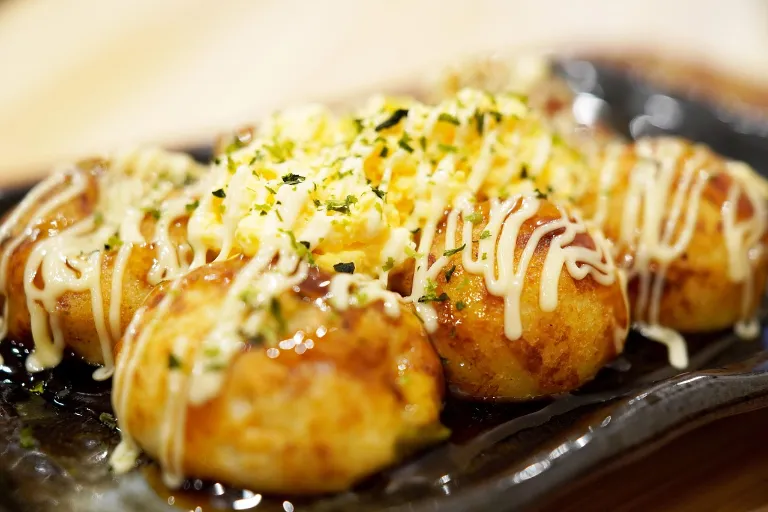Recepty z dalekého Japonska: Zkuste onigiri, gyoza, nebo takoyaki